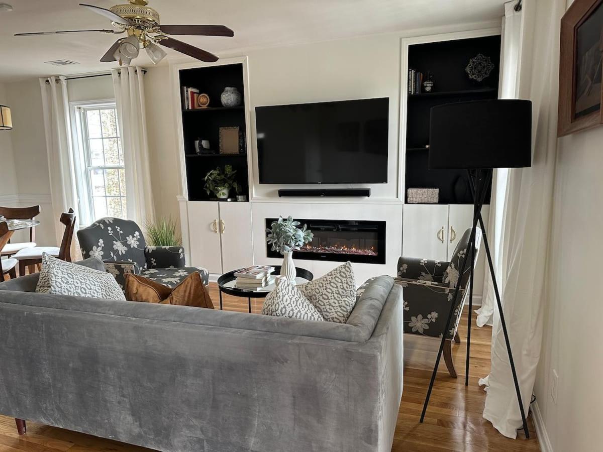 Vine City Home - Duplex - 3 Mins From Gwcc & Mercedes- Benz Stadium Atlanta Pokoj fotografie